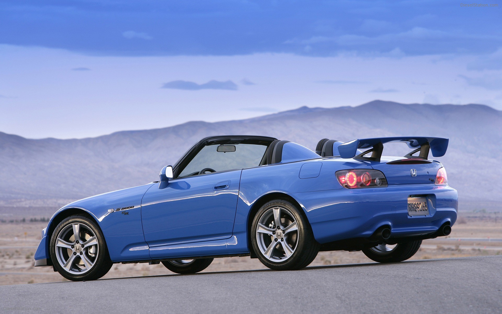 Coming to a Track Near You: Club Racer-Inspired 2008 Honda S2000 CR Coming to a Track Near You: Club Racer-Inspired 2008 Honda S2000 CR